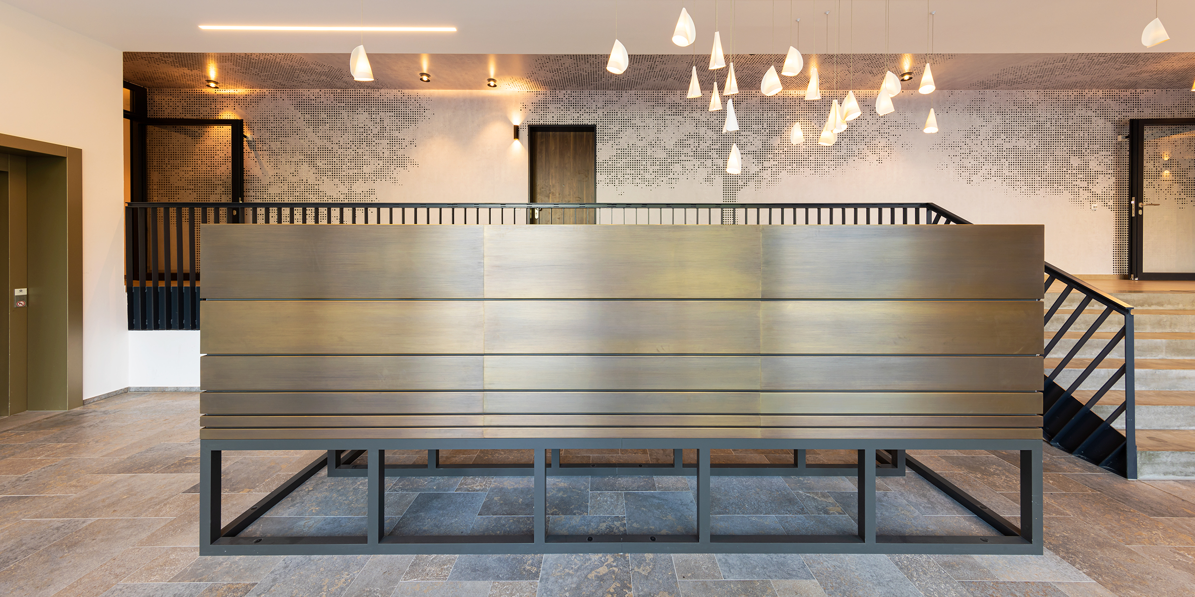 Lippert Berlin Projekt Pandion Lippert Berlin Projekt Pandion